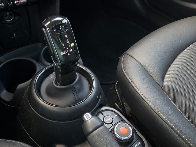 2022 MINI Cooper Oxford Edition