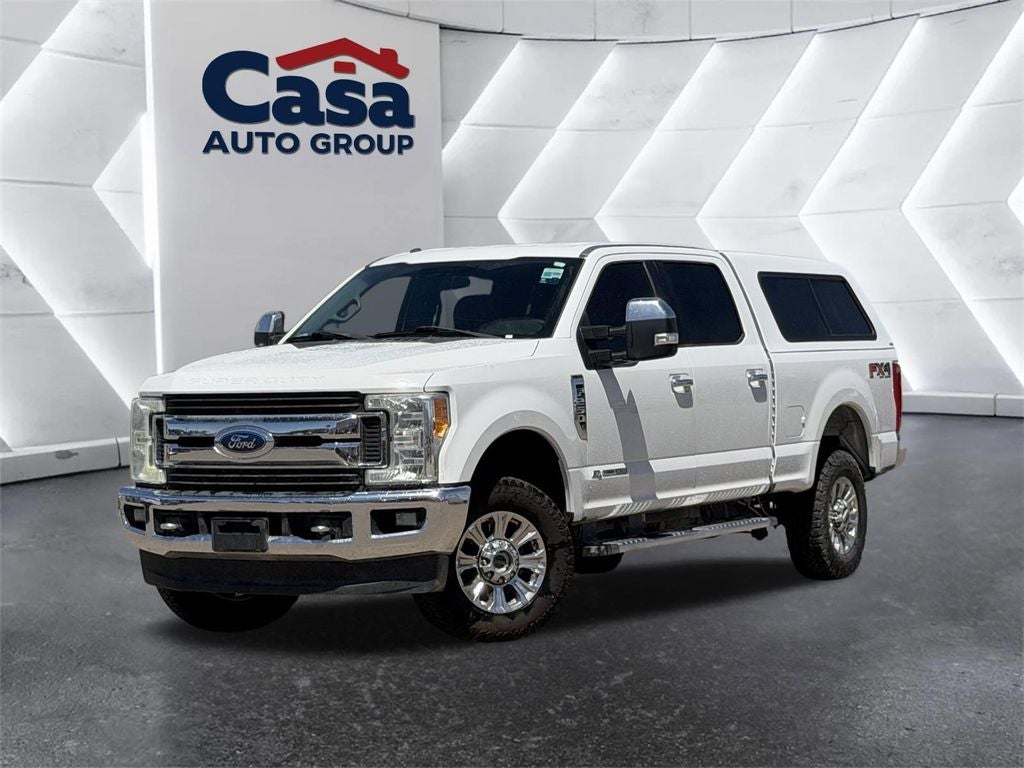 2017 Ford F-250 XLT 4x4 Crew Cab 8' Box's photo