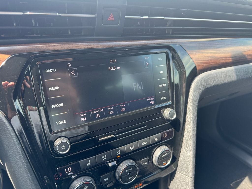 2020 Volkswagen Passat 2.0T SEL