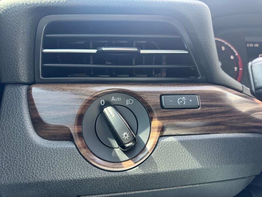 2020 Volkswagen Passat 2.0T SEL