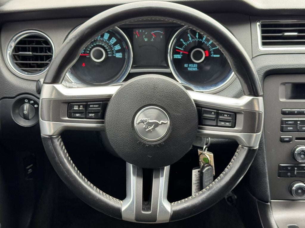 2013 Ford Mustang V6
