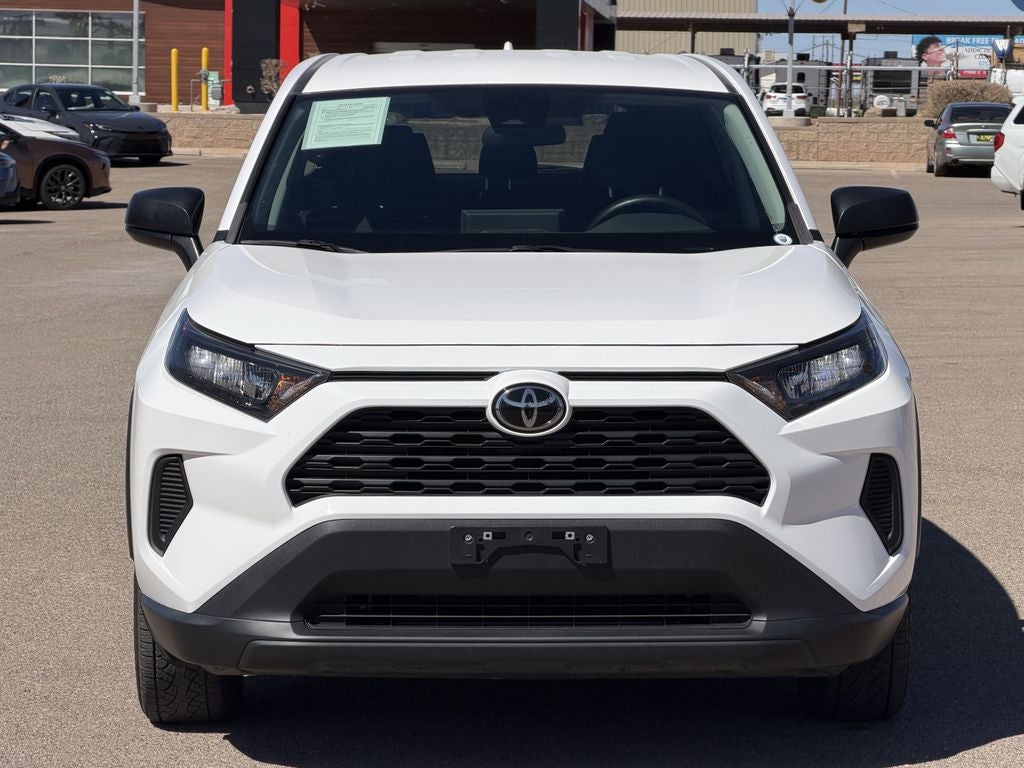 2022 Toyota RAV4 LE