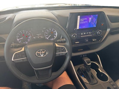 2023 Toyota Highlander XLE