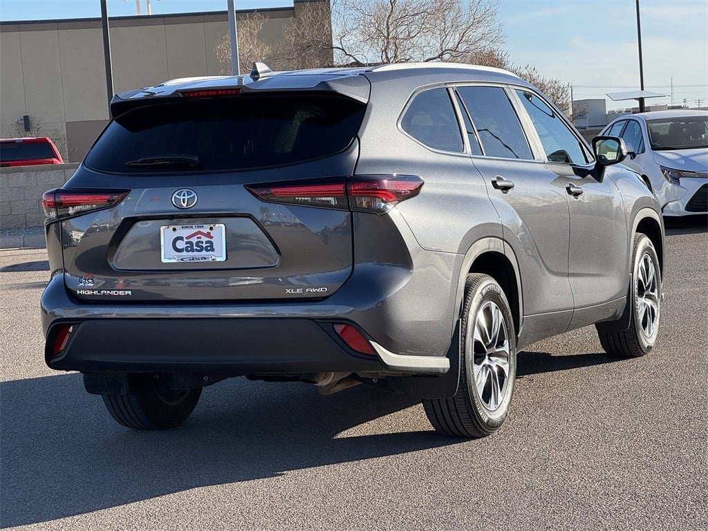 2025 Toyota Highlander XLE