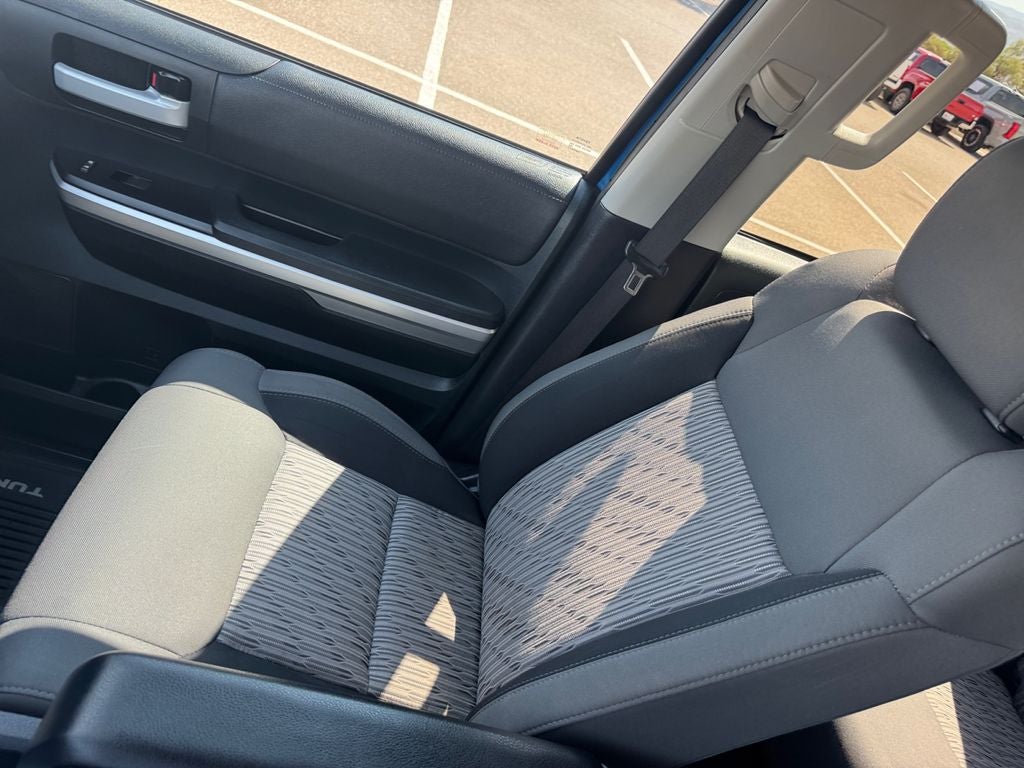 2017 Toyota Tundra SR5 4.6L V8