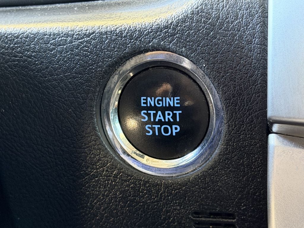 2021 Toyota 4Runner Limited - Photo 13