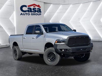 2019 RAM 1500 Classic SLT Crew Cab 4x4 6'4' Box