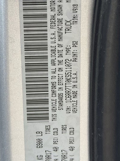 2019 RAM 1500 Classic SLT Crew Cab 4x4 6'4' Box