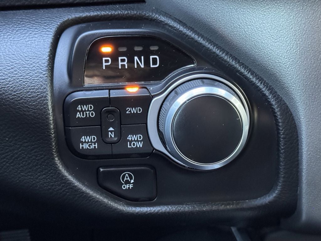 2021 RAM 1500 Lone Star Crew Cab 4x4 5'7' Box