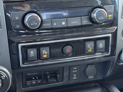 2017 Nissan TITAN Platinum Reserve