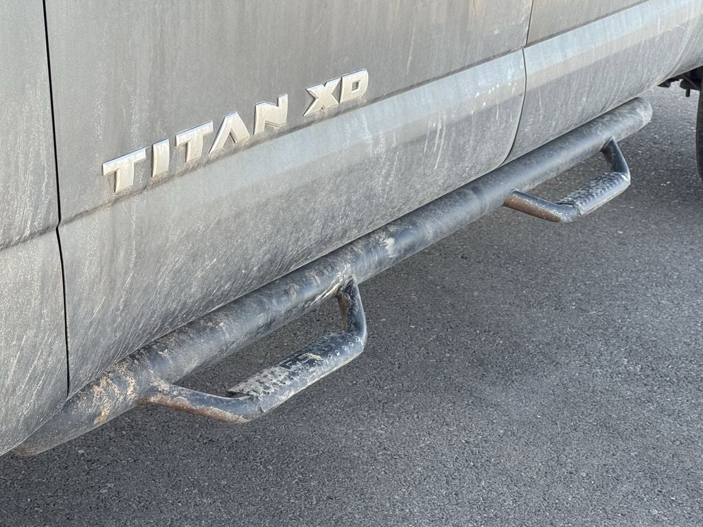 2017 Nissan TITAN XD SV Gas