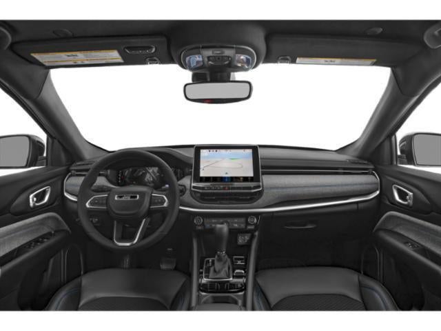 2023 Jeep Compass Latitude Lux FWD