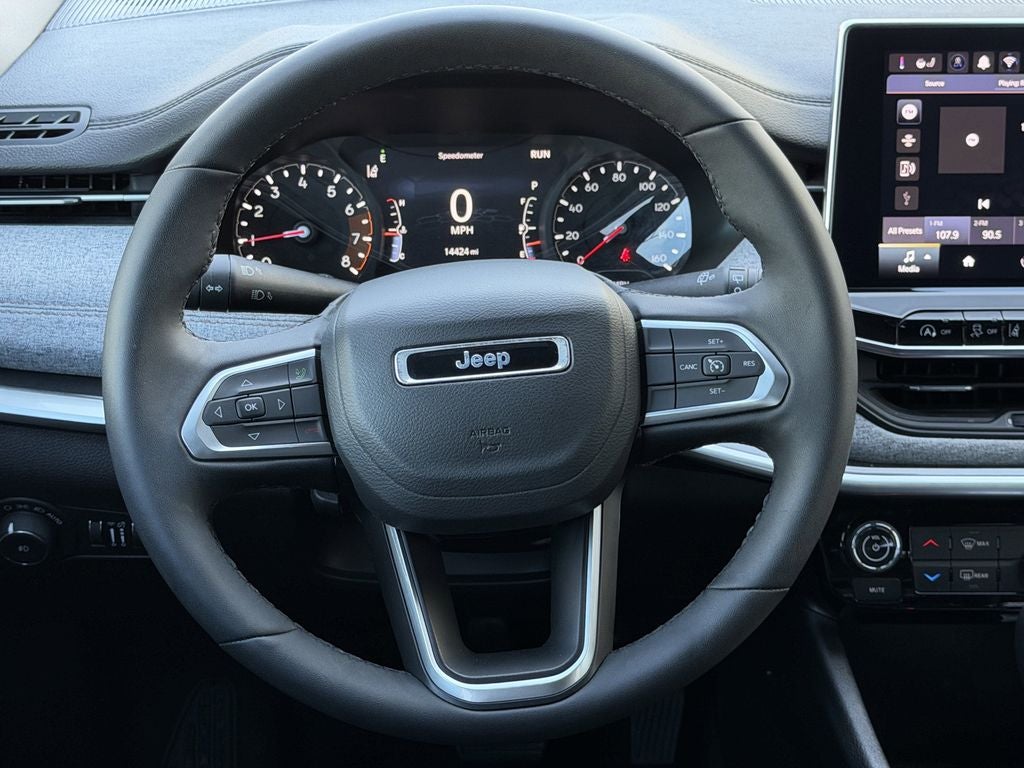 2024 Jeep Compass Latitude Lux FWD