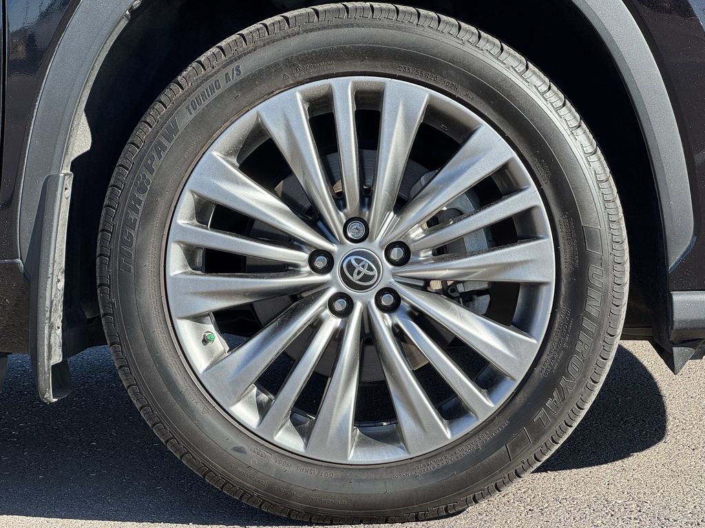 2021 Toyota Highlander Platinum