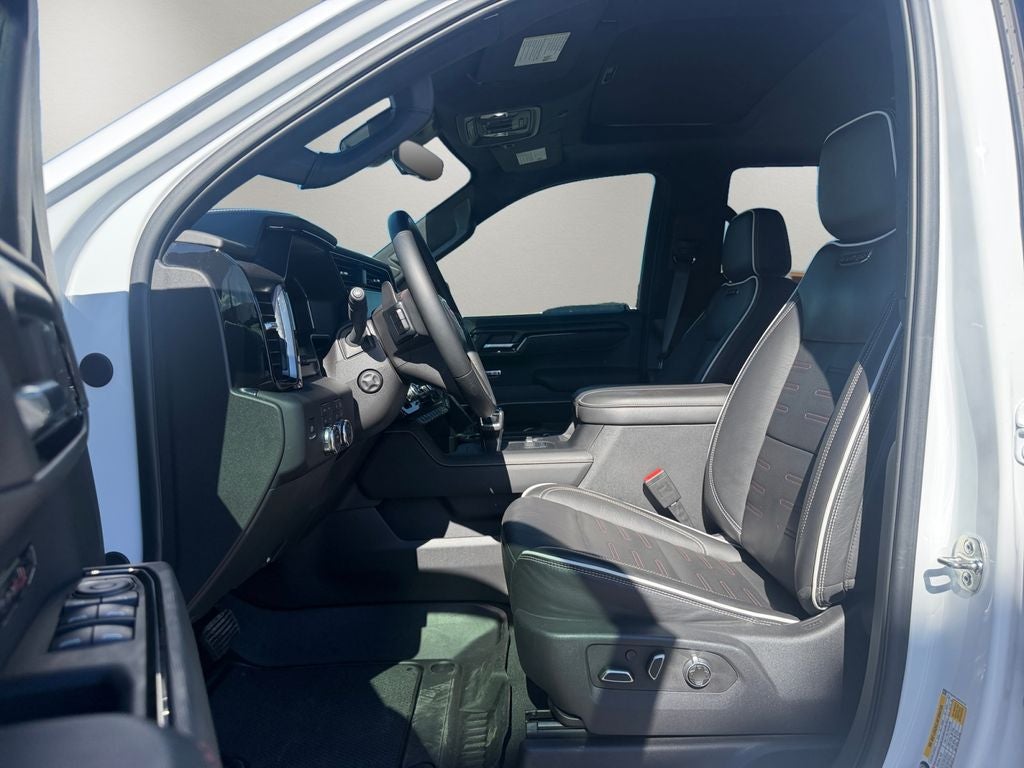2025 GMC Sierra 1500 AT4X
