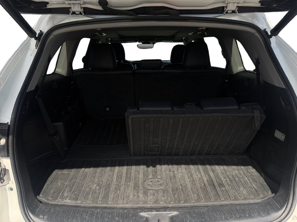 2019 Toyota Highlander Limited Platinum