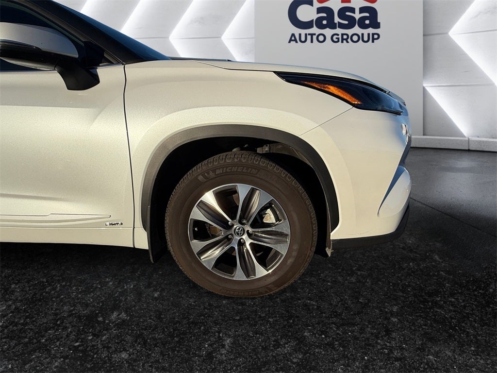 2023 Toyota Highlander Hybrid XLE
