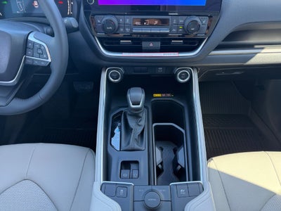 2026 Toyota Grand Highlander Hybrid XLE