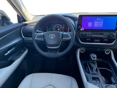 2026 Toyota Grand Highlander Hybrid XLE