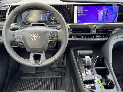 2025 Toyota Toyota Crown Signia Limited