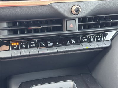 2025 Toyota Toyota Crown Signia Limited