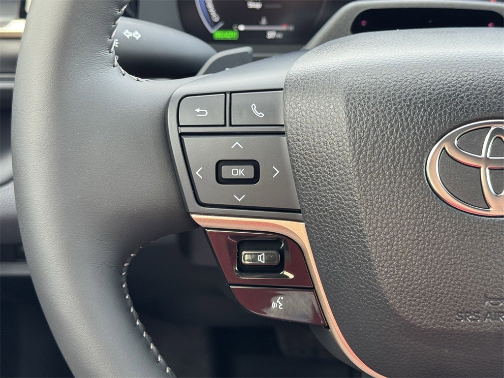 2025 Toyota Toyota Crown Signia Limited