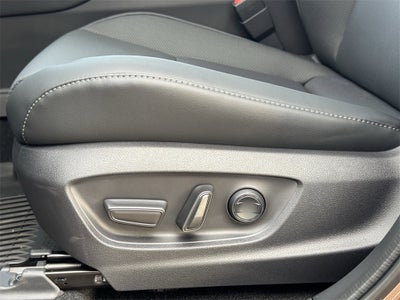 2025 Toyota Toyota Crown Signia Limited