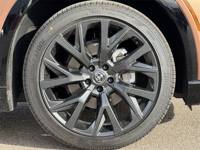 2025 Toyota Toyota Crown Signia Limited