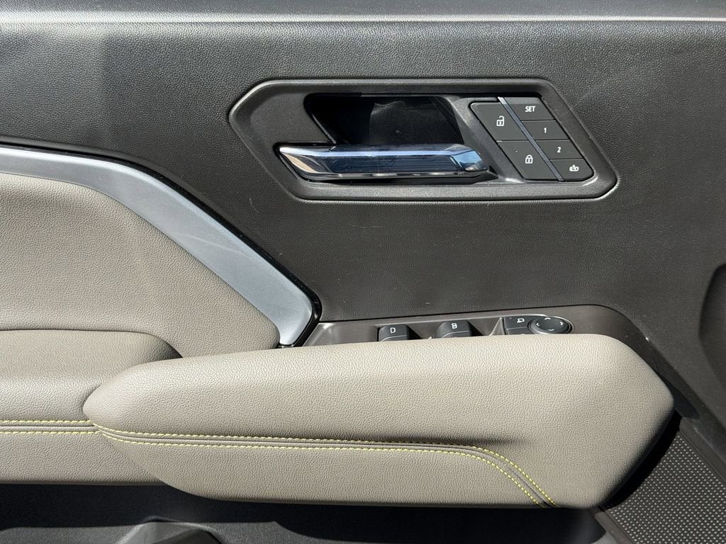 2025 Chevrolet Colorado ZR2