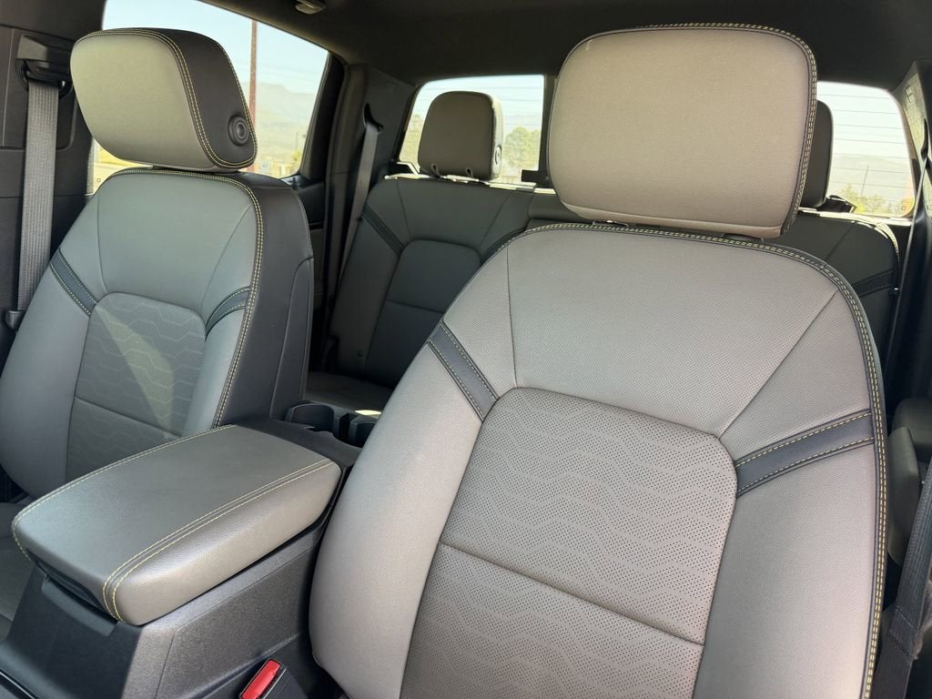 2025 Chevrolet Colorado ZR2