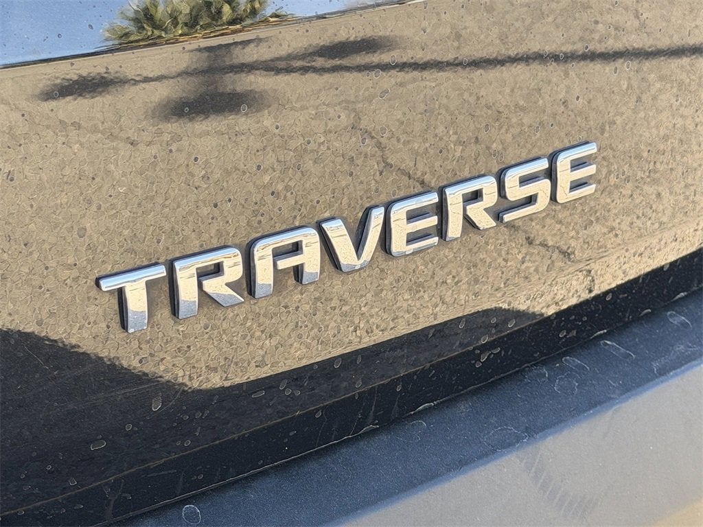 2021 Chevrolet Traverse LS