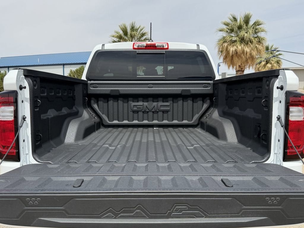 2025 GMC Canyon AT4