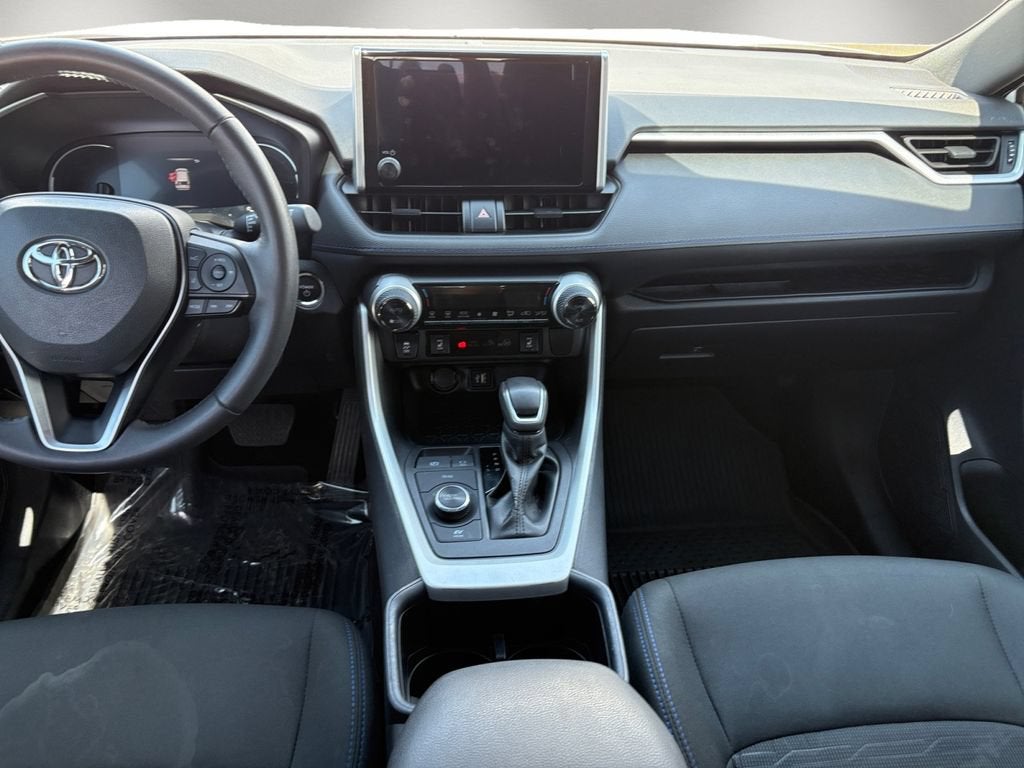 2025 Toyota RAV4 Hybrid SE