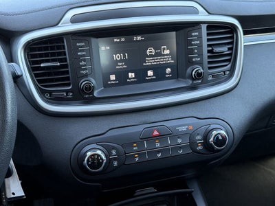 2020 Kia Sorento LX V6