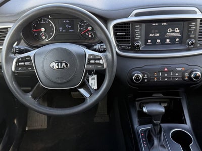 2020 Kia Sorento LX V6