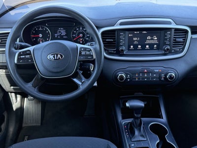 2020 Kia Sorento LX V6