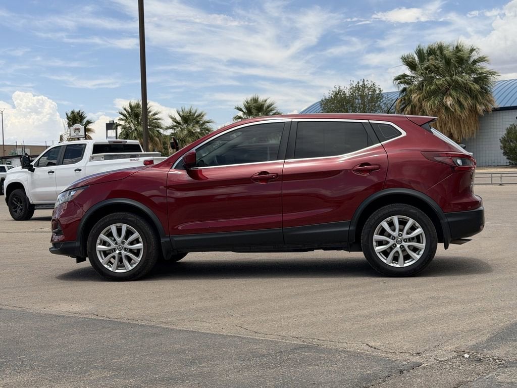 2022 Nissan Rogue Sport S