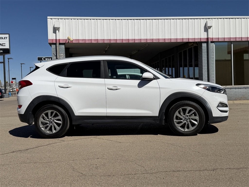 2016 Hyundai Tucson SE